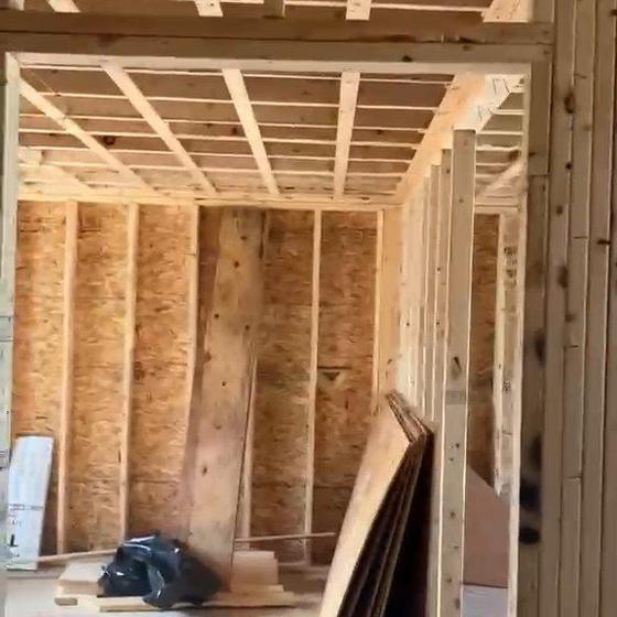 Ceiling joists over sheathed interior walls