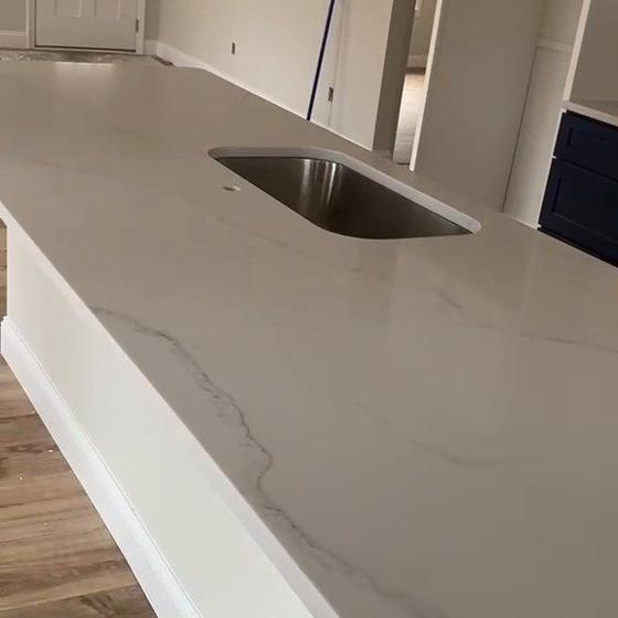 Island and counter fitted in a finished kitchen